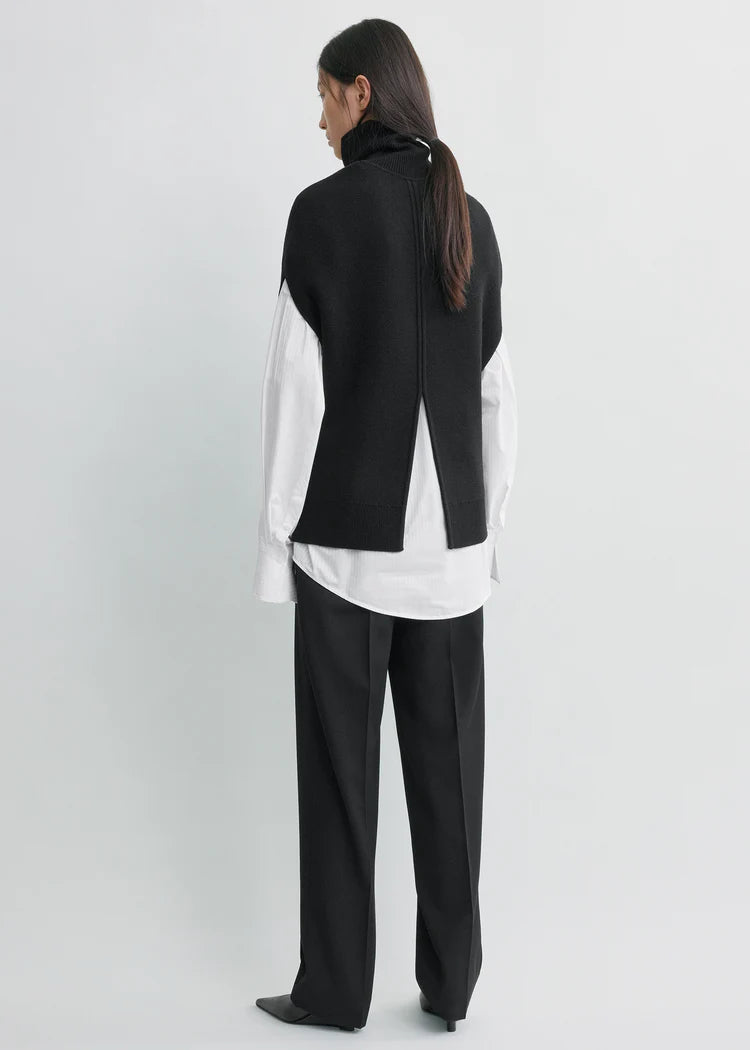 PULL CAPE