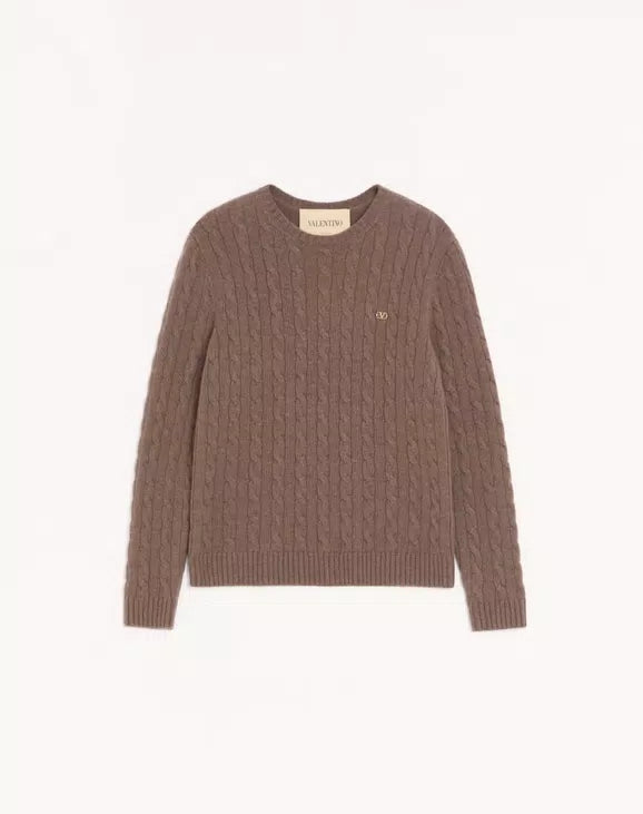 PULL EN CACHEMIRE À TORSADES AVEC VLOGO