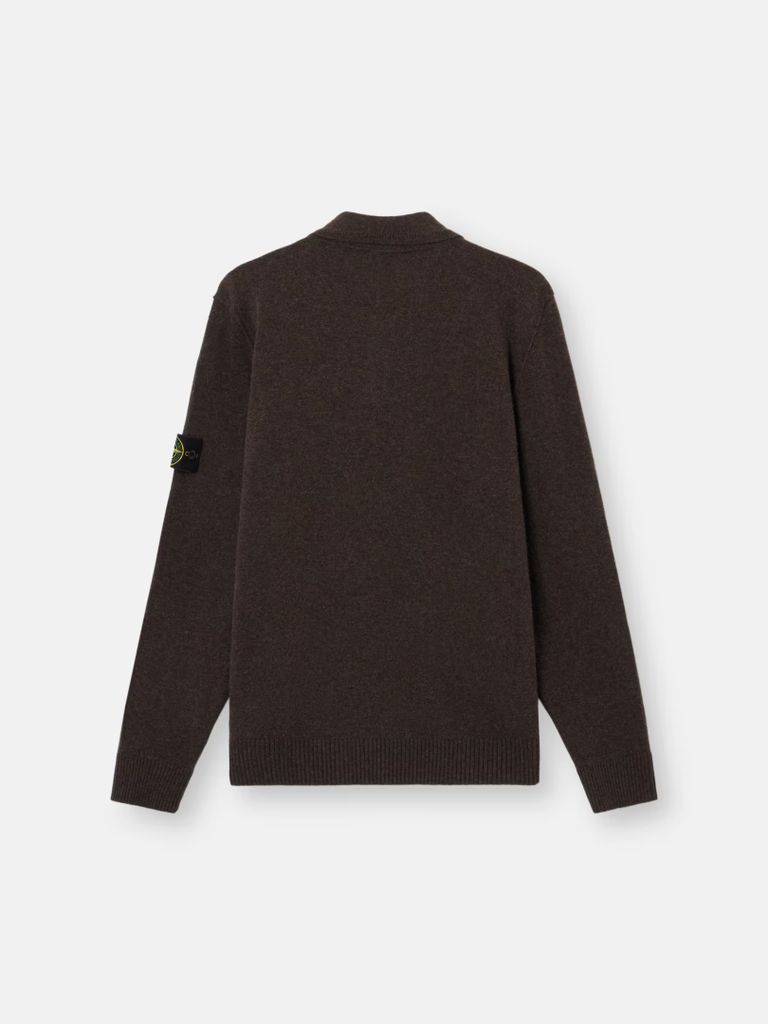 PULL COUPE AMPLE AVEC PATTE DE BOUTONNAGE