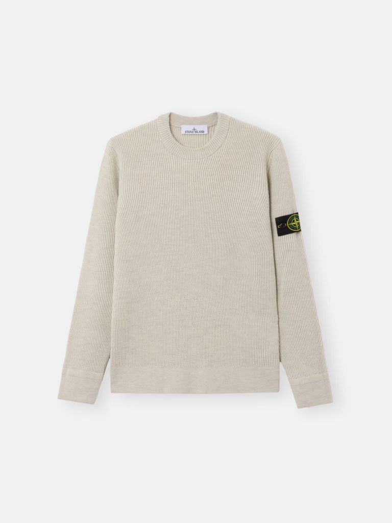 PULL RAS DU COU COUPE REGULAR AVEC FINITIONS FINEMENT CÔTELÉES