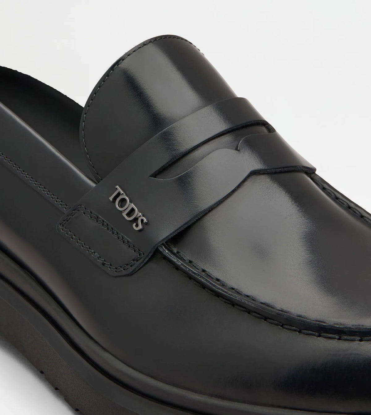 MOCASSIN EN CUIR NOIR