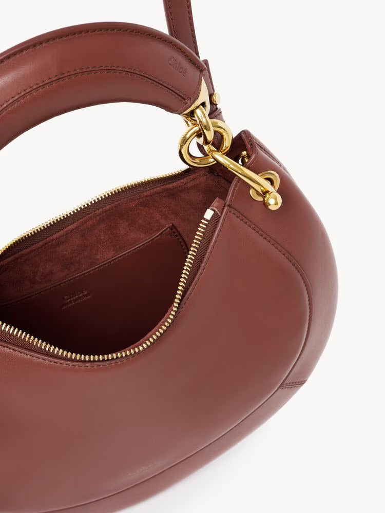 PETIT SAC HOBO BANANA EN CUIR LISSE