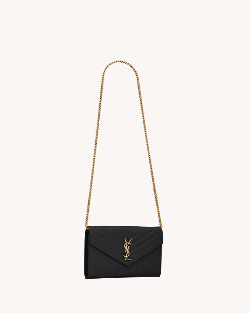 POCHETTE CASSANDRE WALLET ON CHAIN EN CUIR GRAIN DE POUDRE
