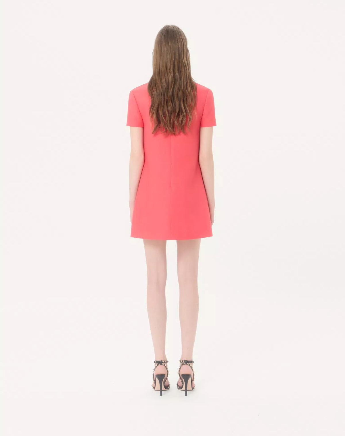 ROBE COURTE BRODÉE