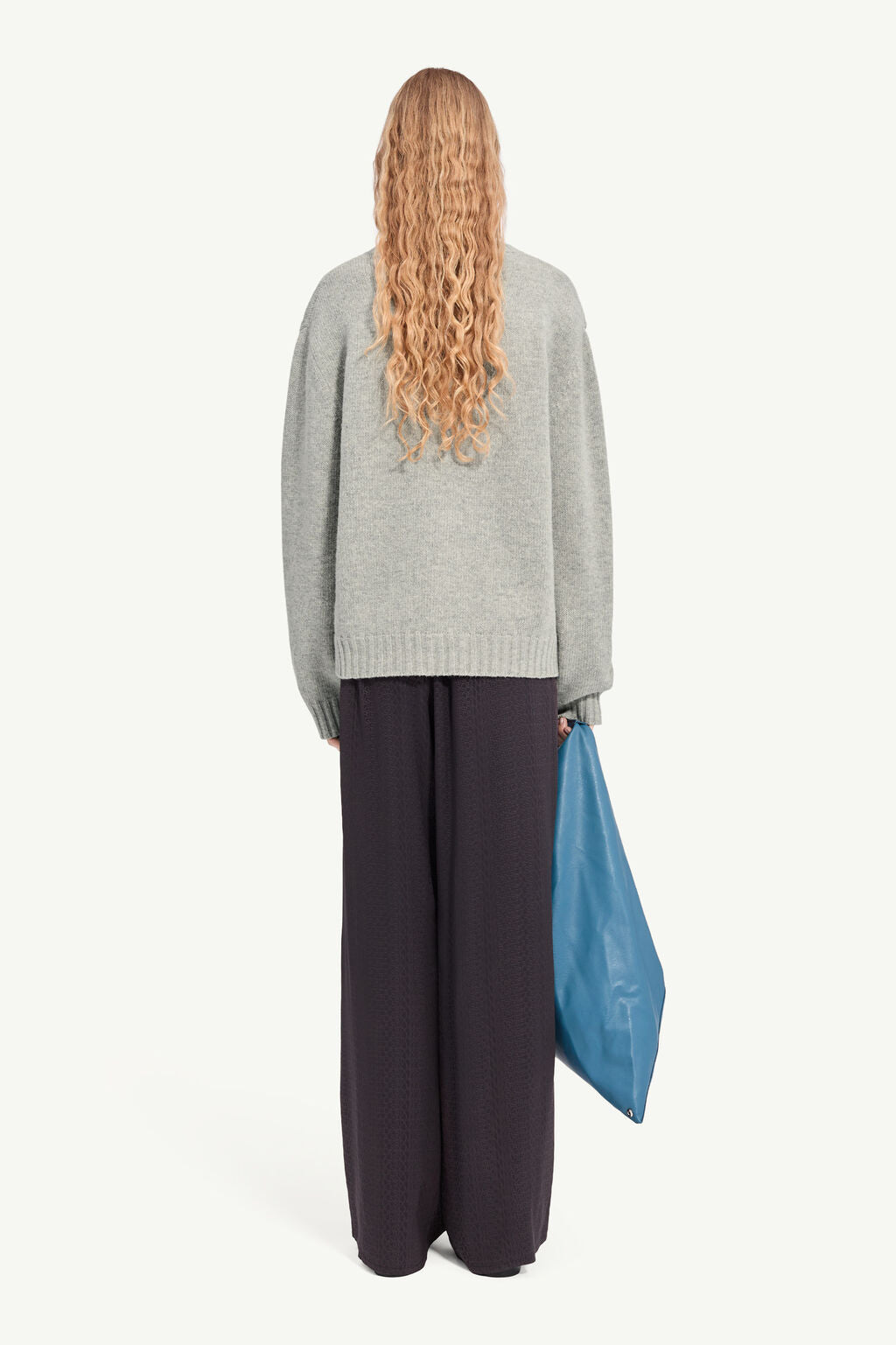 PULL MANUSCRIT EN MAILLE