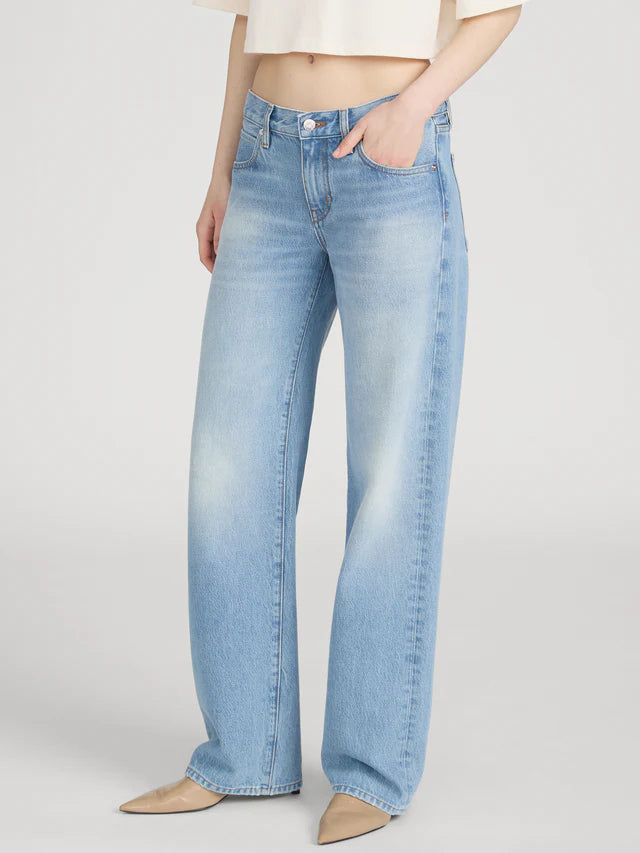 JEANS THE SATURDAY
