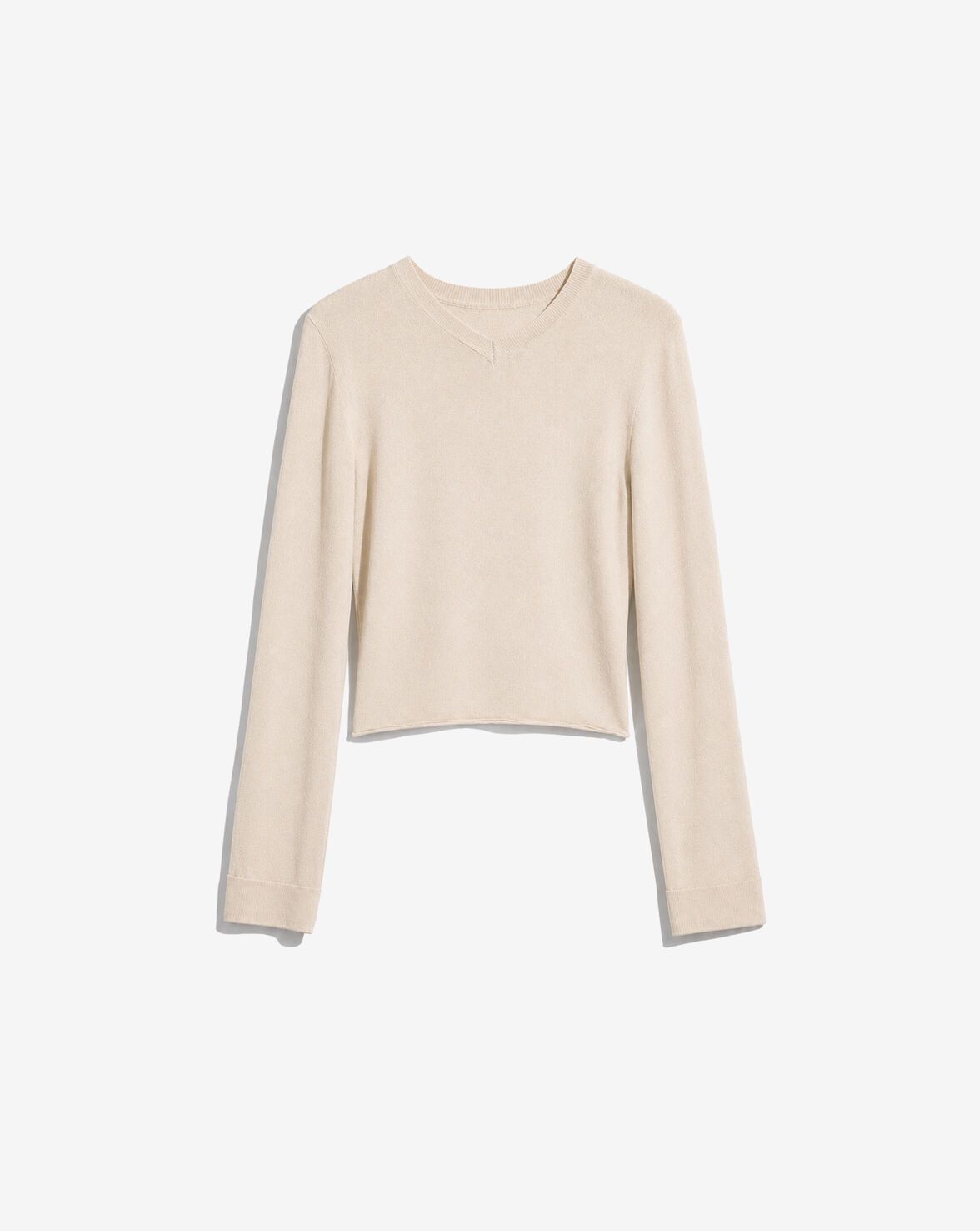 PULL À COL V EN LAINE