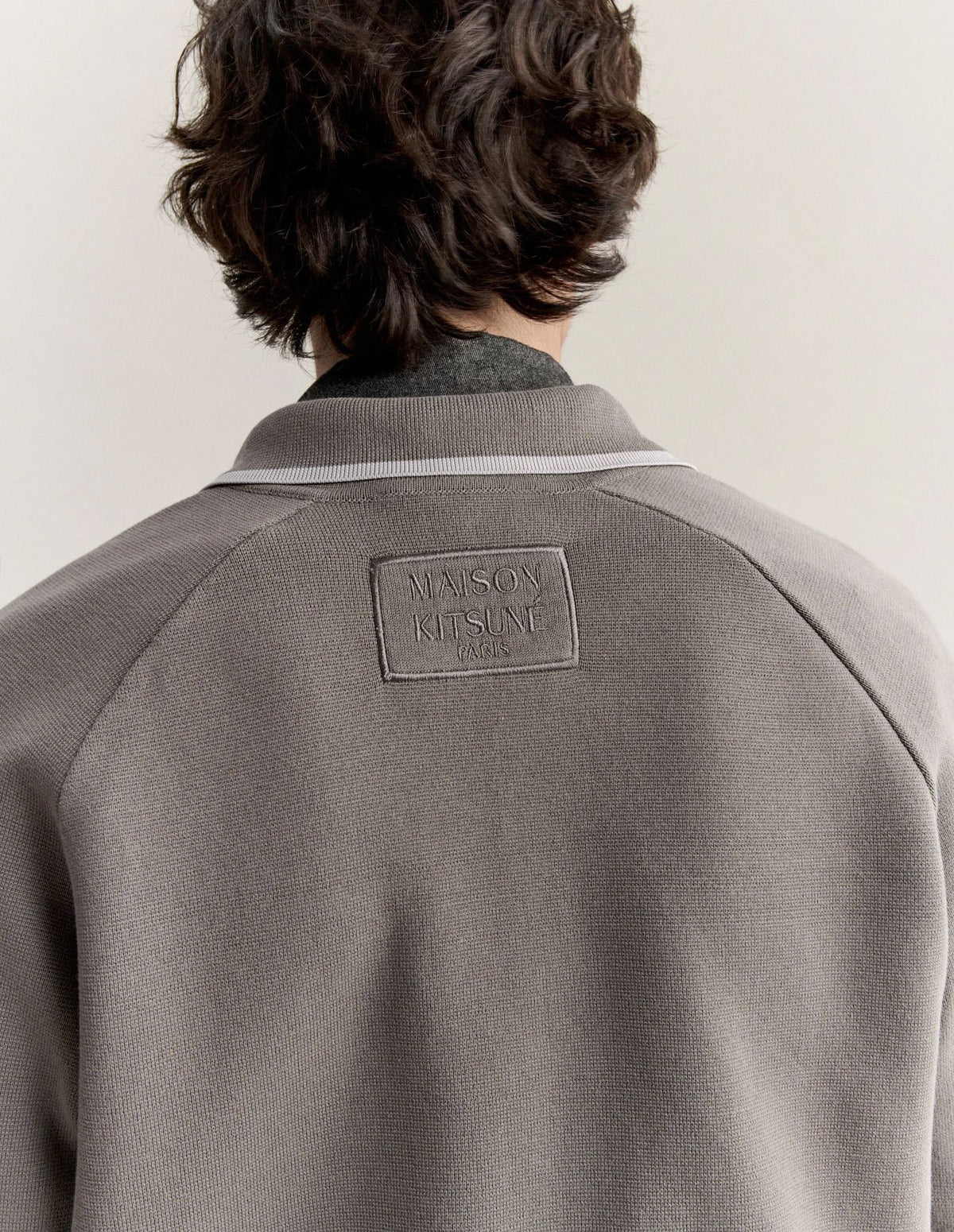 VESTE