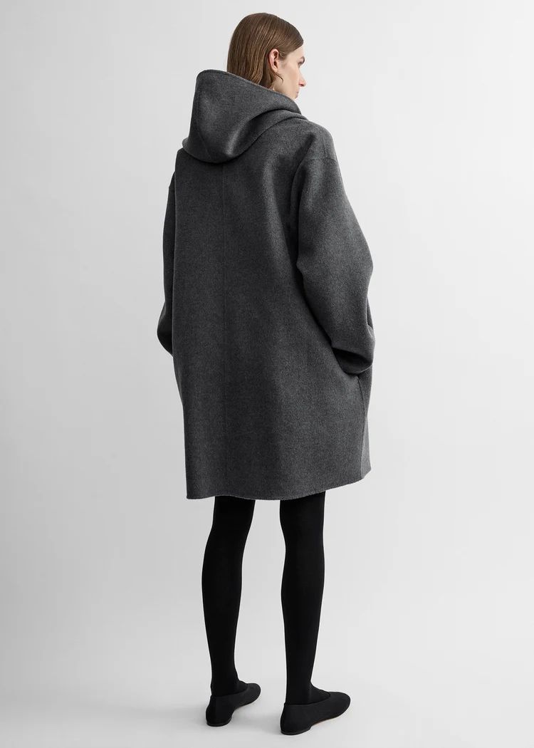 MANTEAU À CAPUCHE