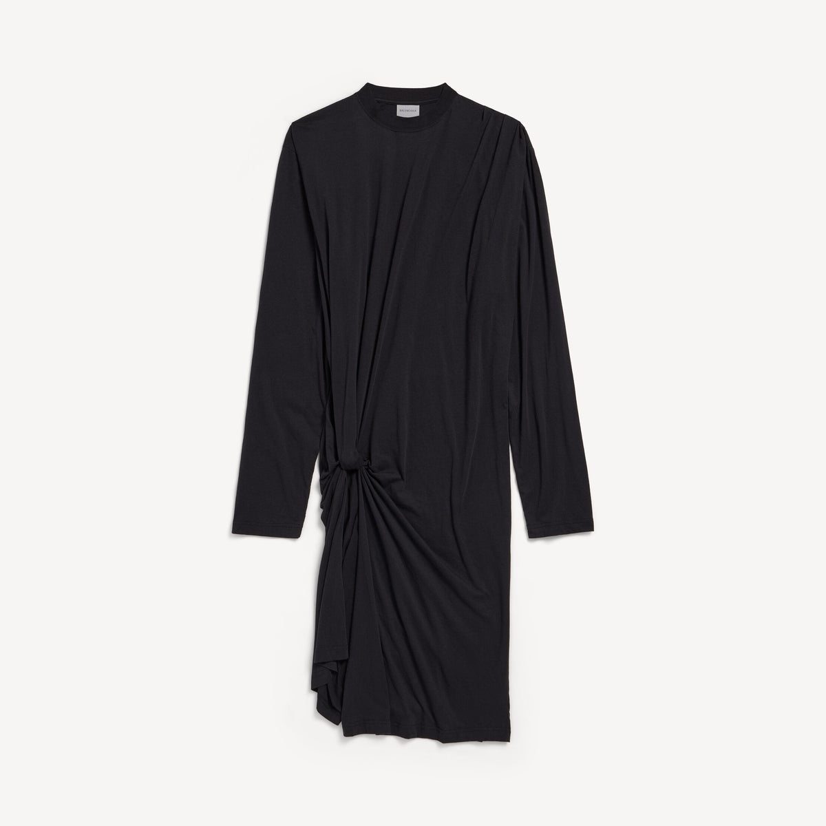 ROBE NOUÉE