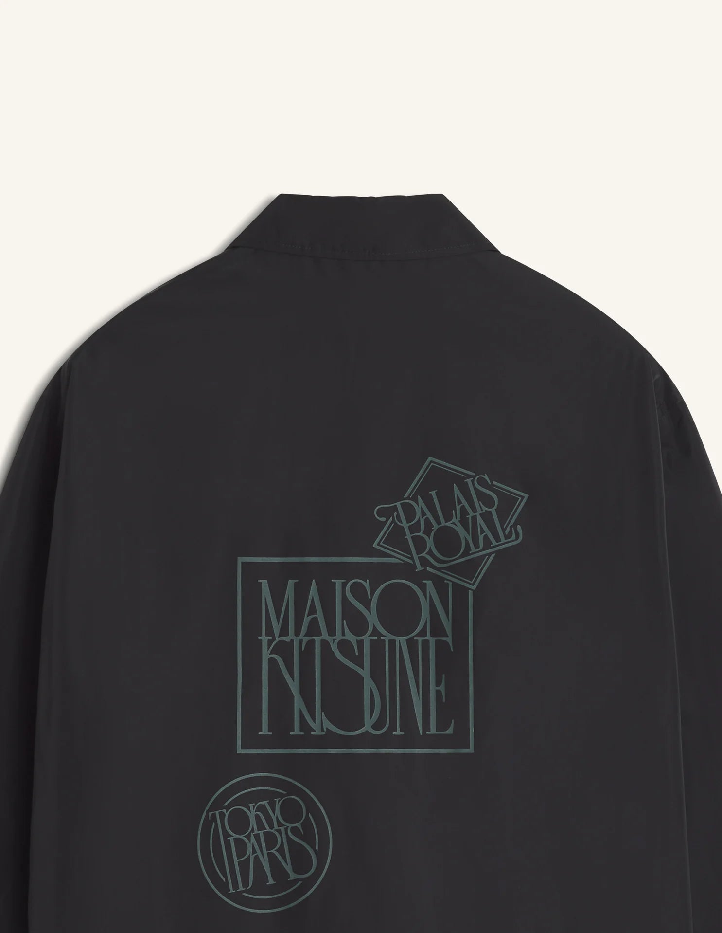 VESTE