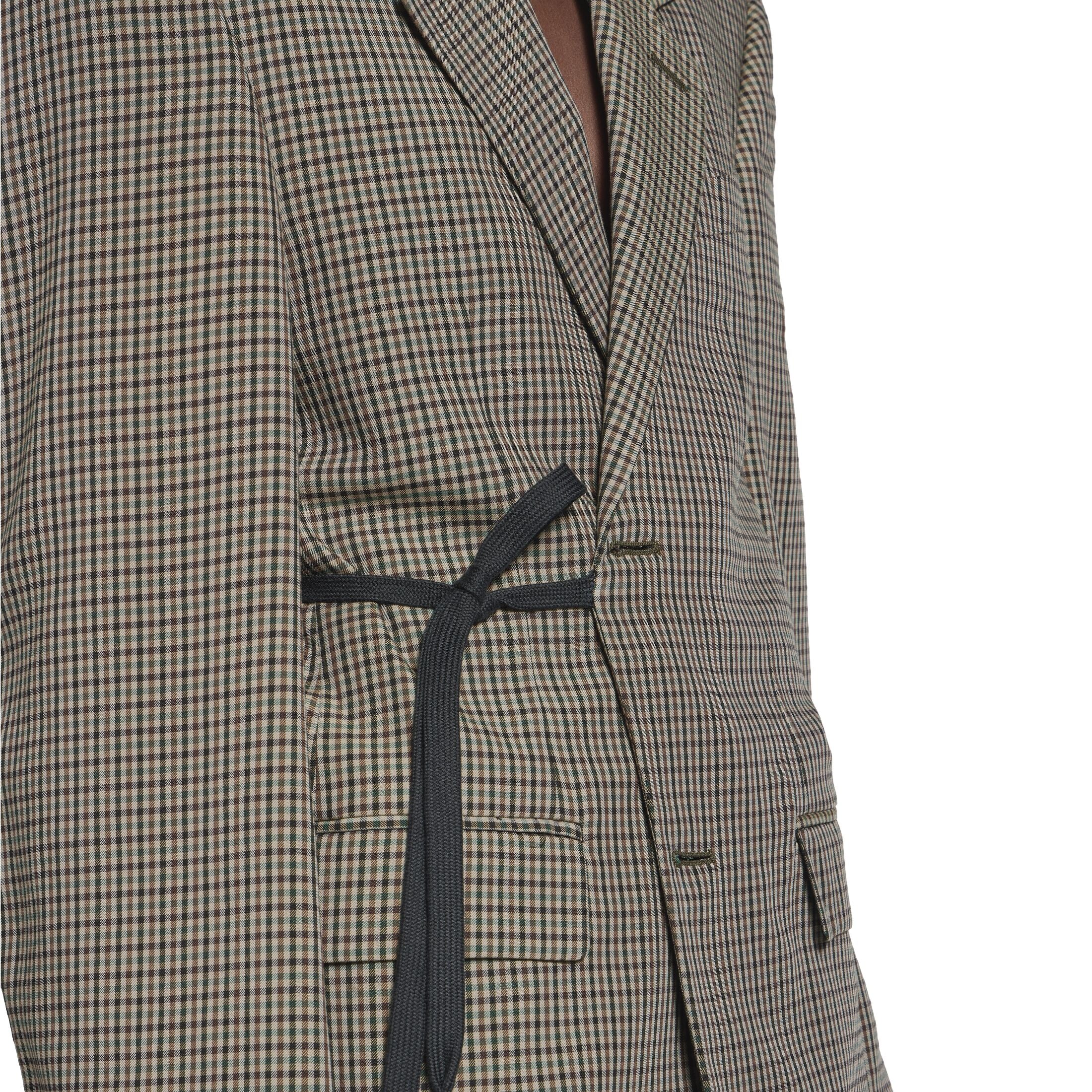 VESTE
