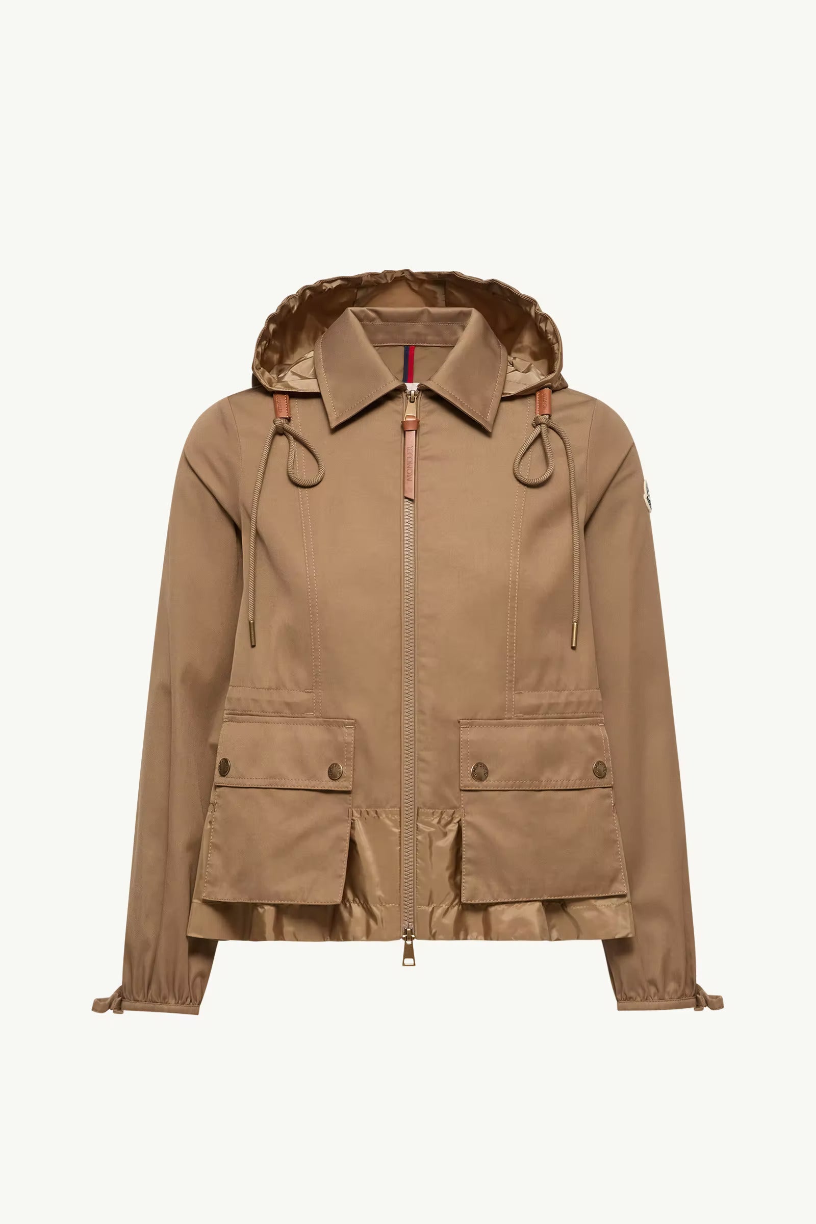 VESTE
