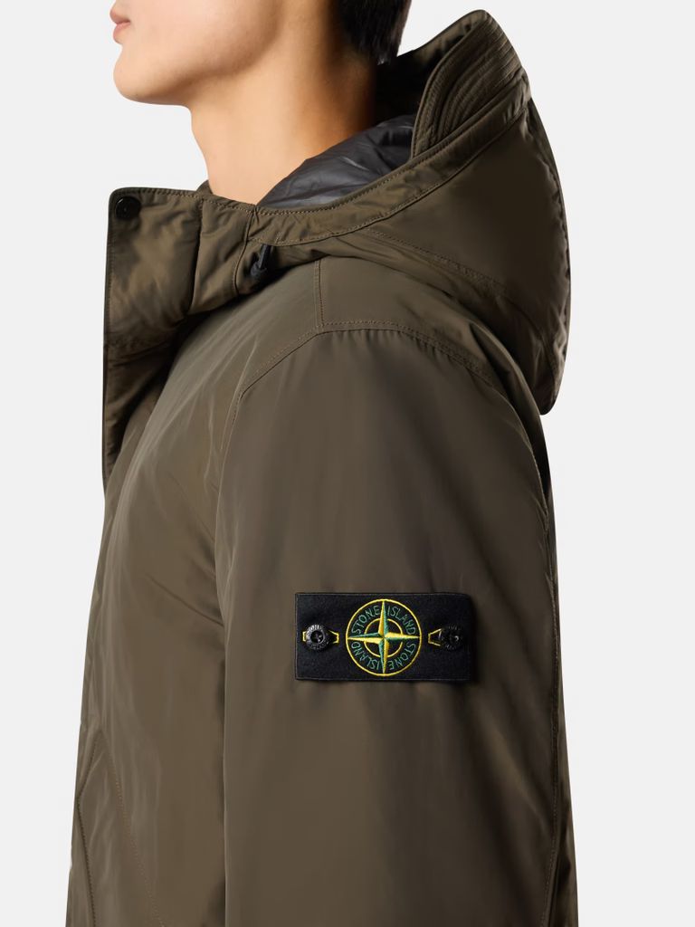 VESTE À CAPUCHE MATELASSÉE DÉPERLANTE