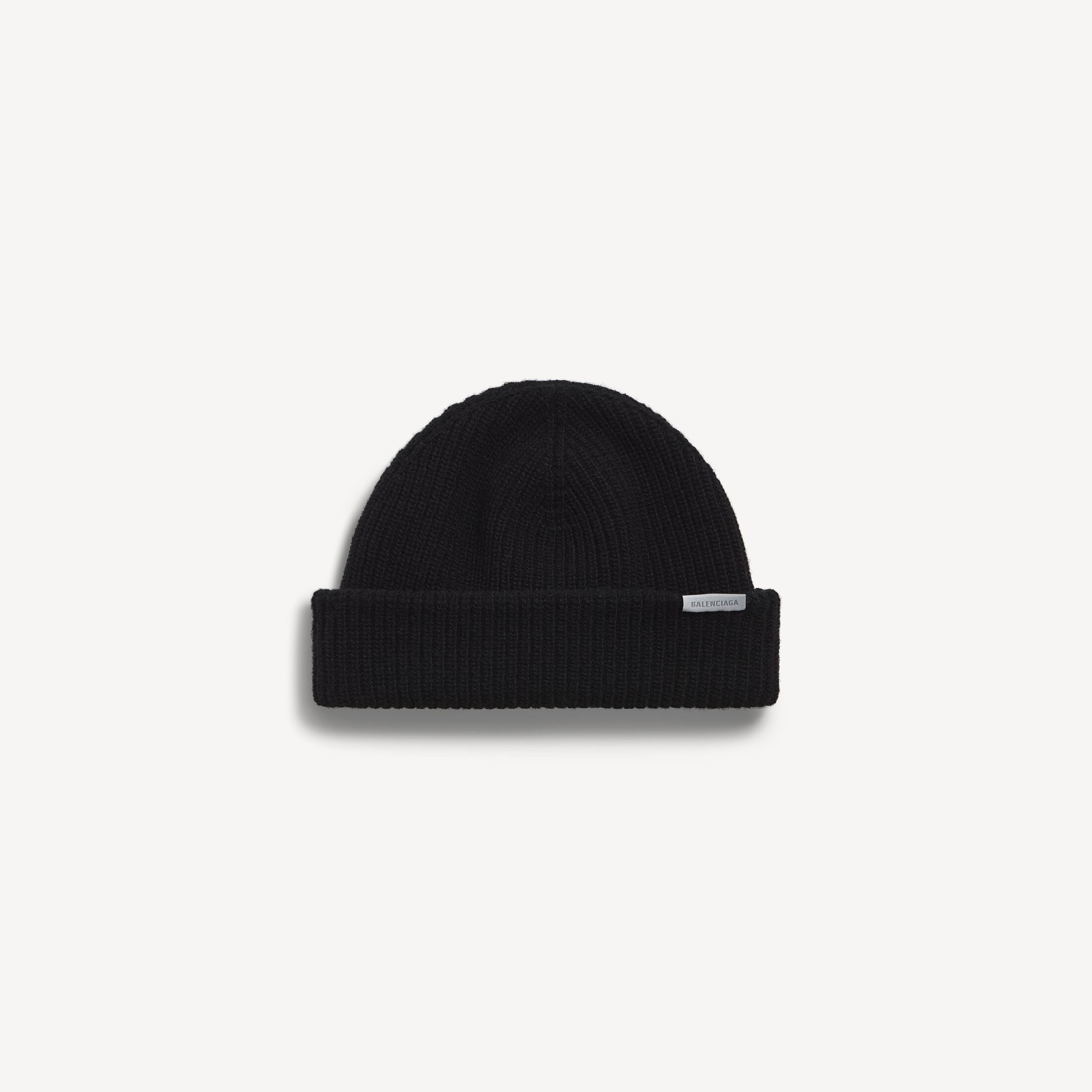 BONNET EN LAINE