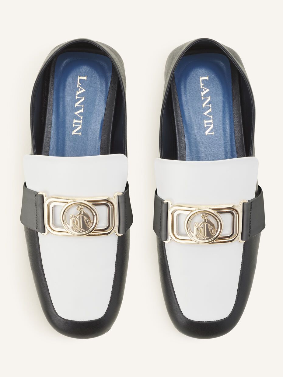 MOCASSIN MOTHER & DAUGHTER
