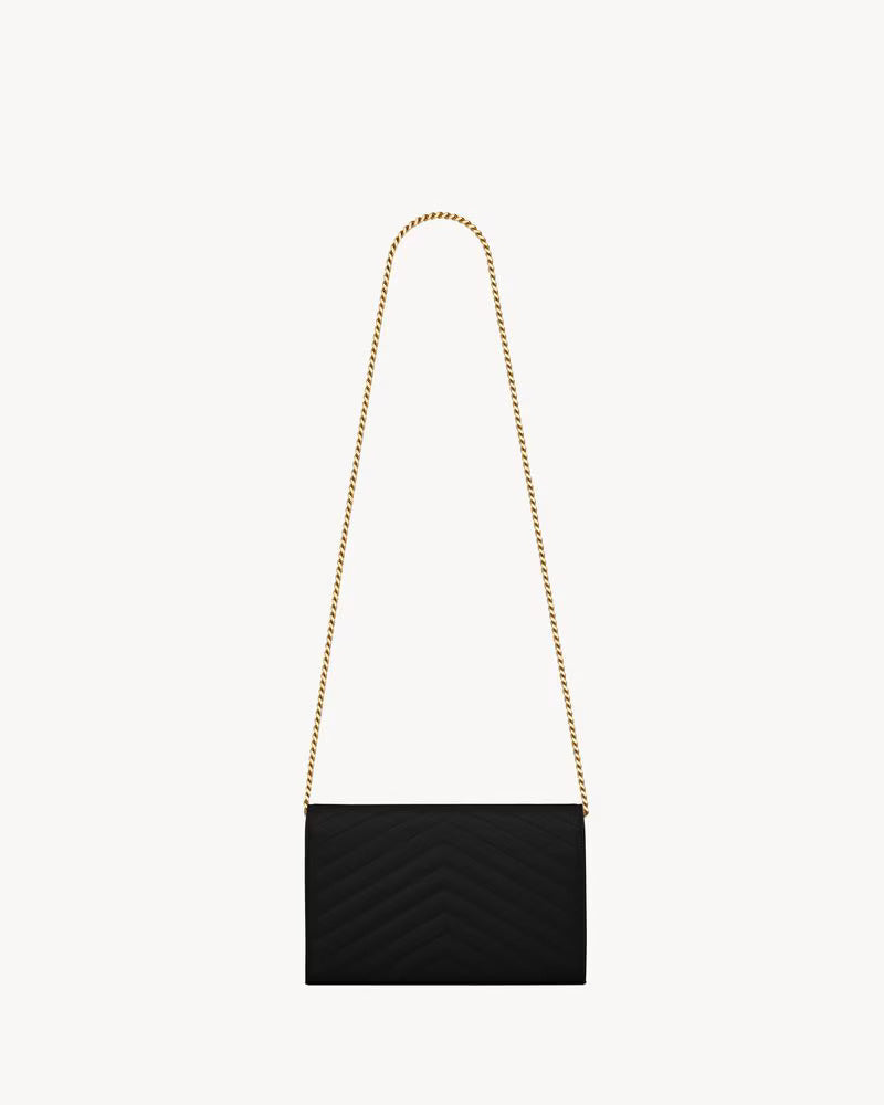 POCHETTE CASSANDRE WALLET ON CHAIN EN CUIR GRAIN DE POUDRE