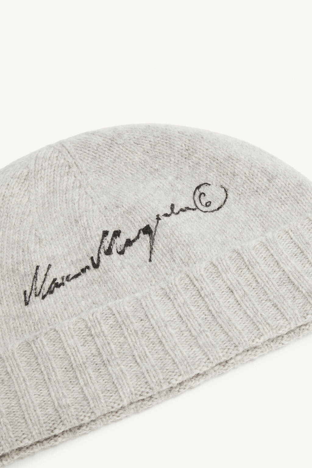 BONNET EN MAILLE