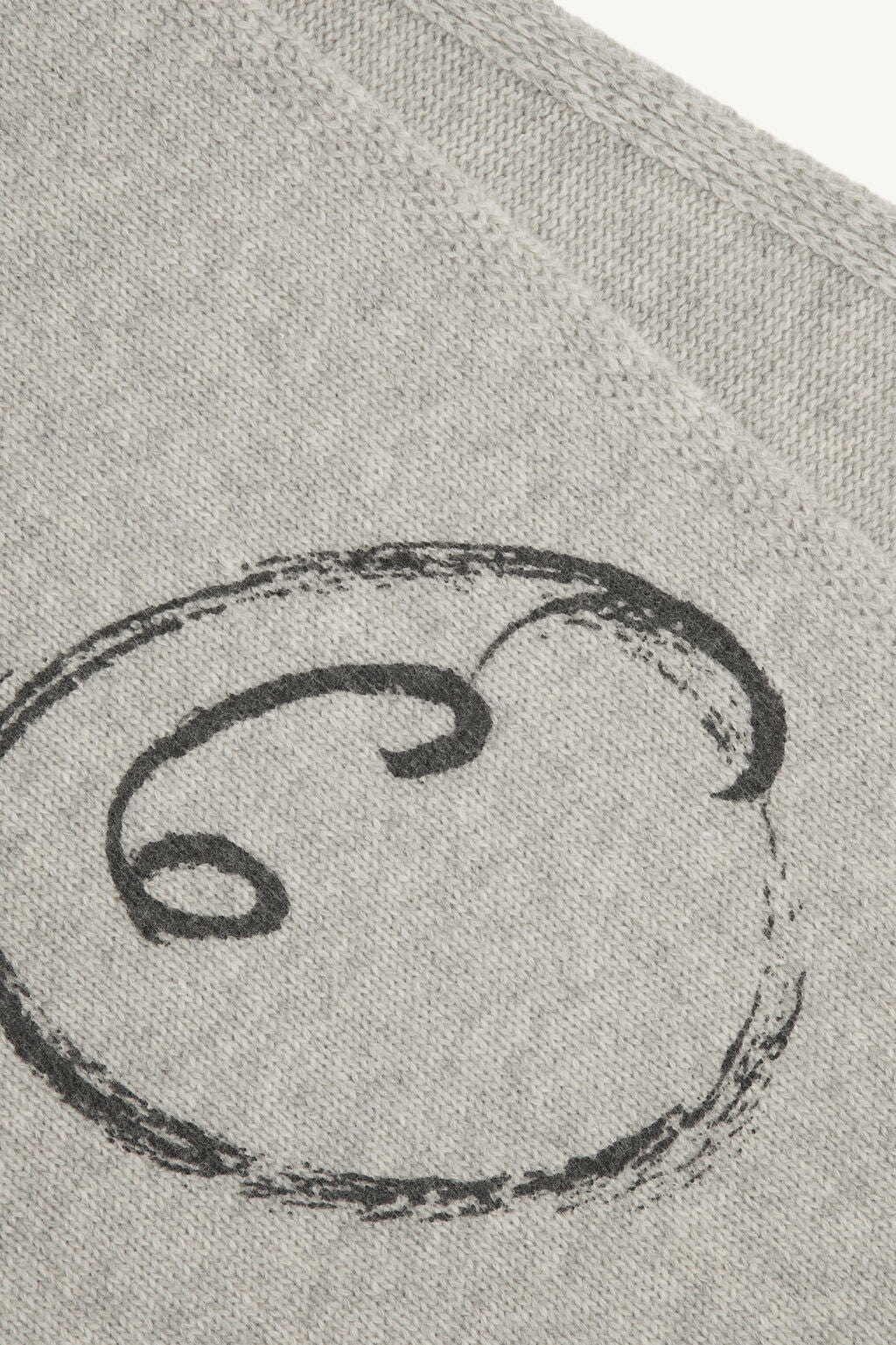 ÉCHARPE SIGNATURE EN MAILLE