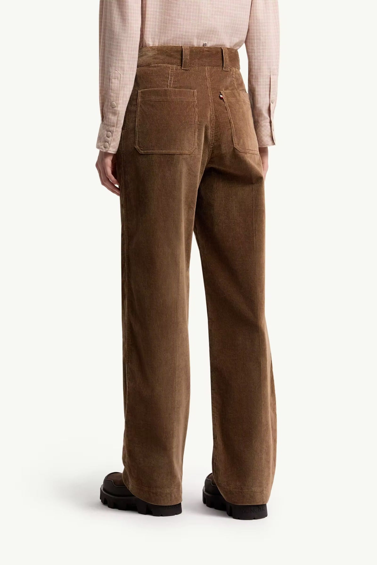 PANTALON AMPLE EN VELOURS CÔTELÉ