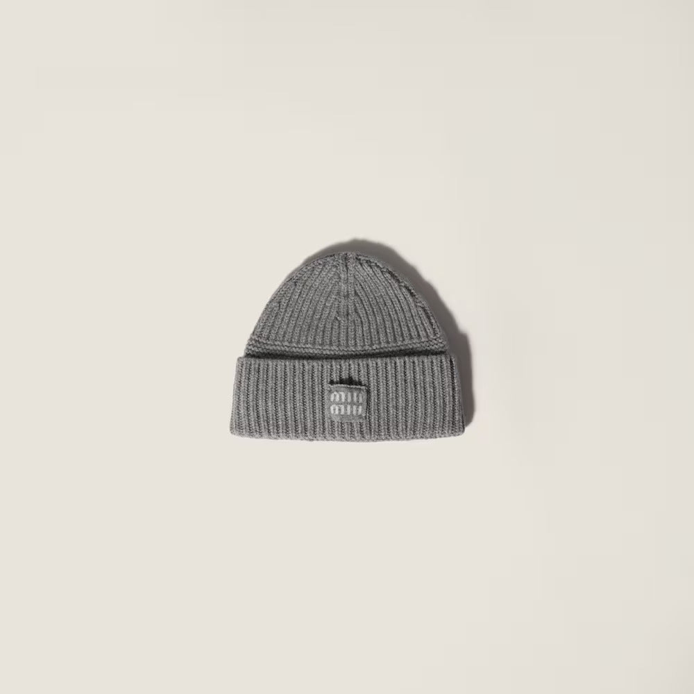 BONNET EN LAINE ET CACHEMIRE