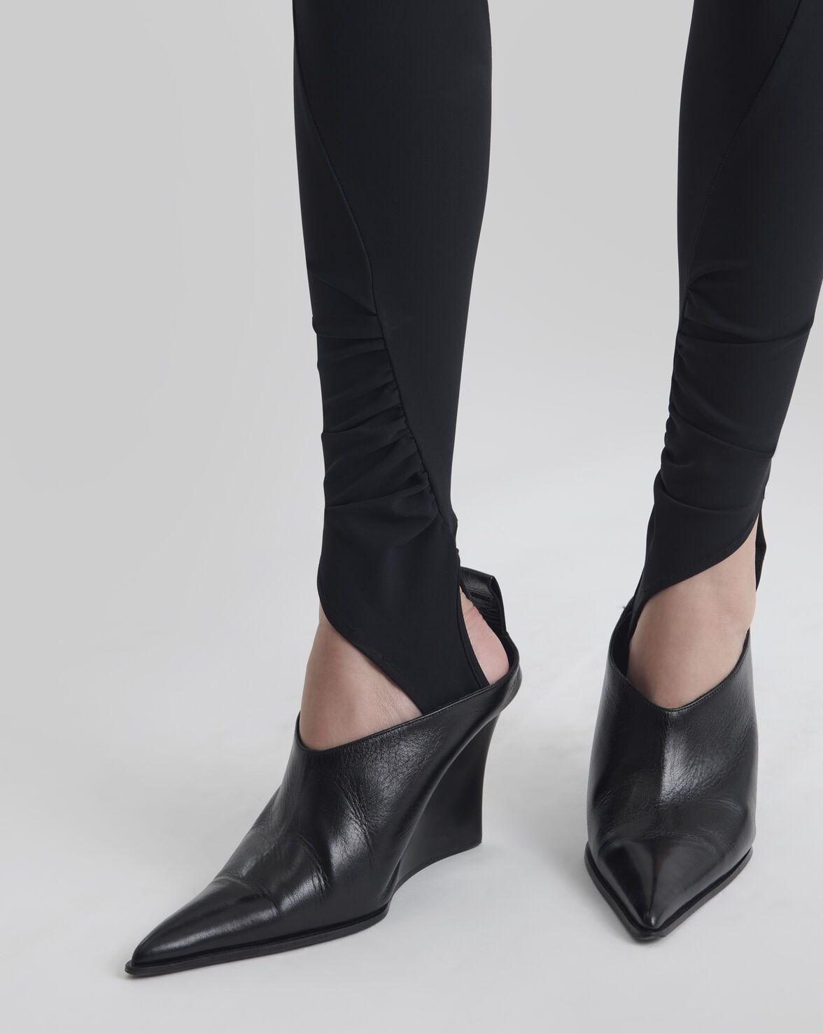 LEGGING À ÉTRIERS DRAPÉ
