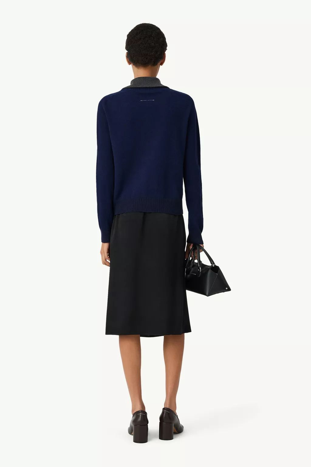 PULL EN MAILLE À COLS MULTIPLES