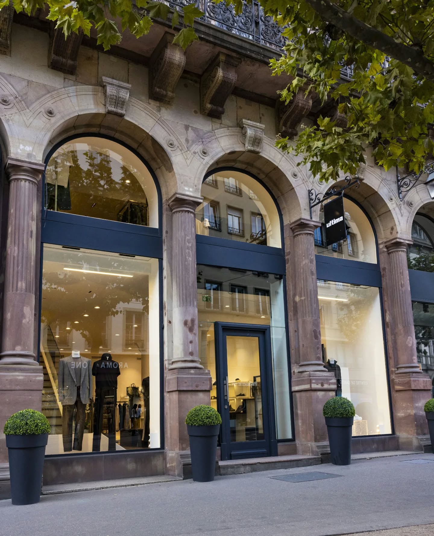 Nous sommes heureux de vous annoncer la réouverture de la boutique ULTIMA HOMME  au 13 rue de la Mésange Strasbourg. 

Nous aurons le plaisir de vous accueillir dans notre nouvel espace et vous faire découvrir les nouveautés de vos marques préférées. 

Nous restons à votre disposition pour toutes demandes de renseignements. N'hésitez pas de nous contacter au 
09 56 32 13 48.

Online : ultimamode.com