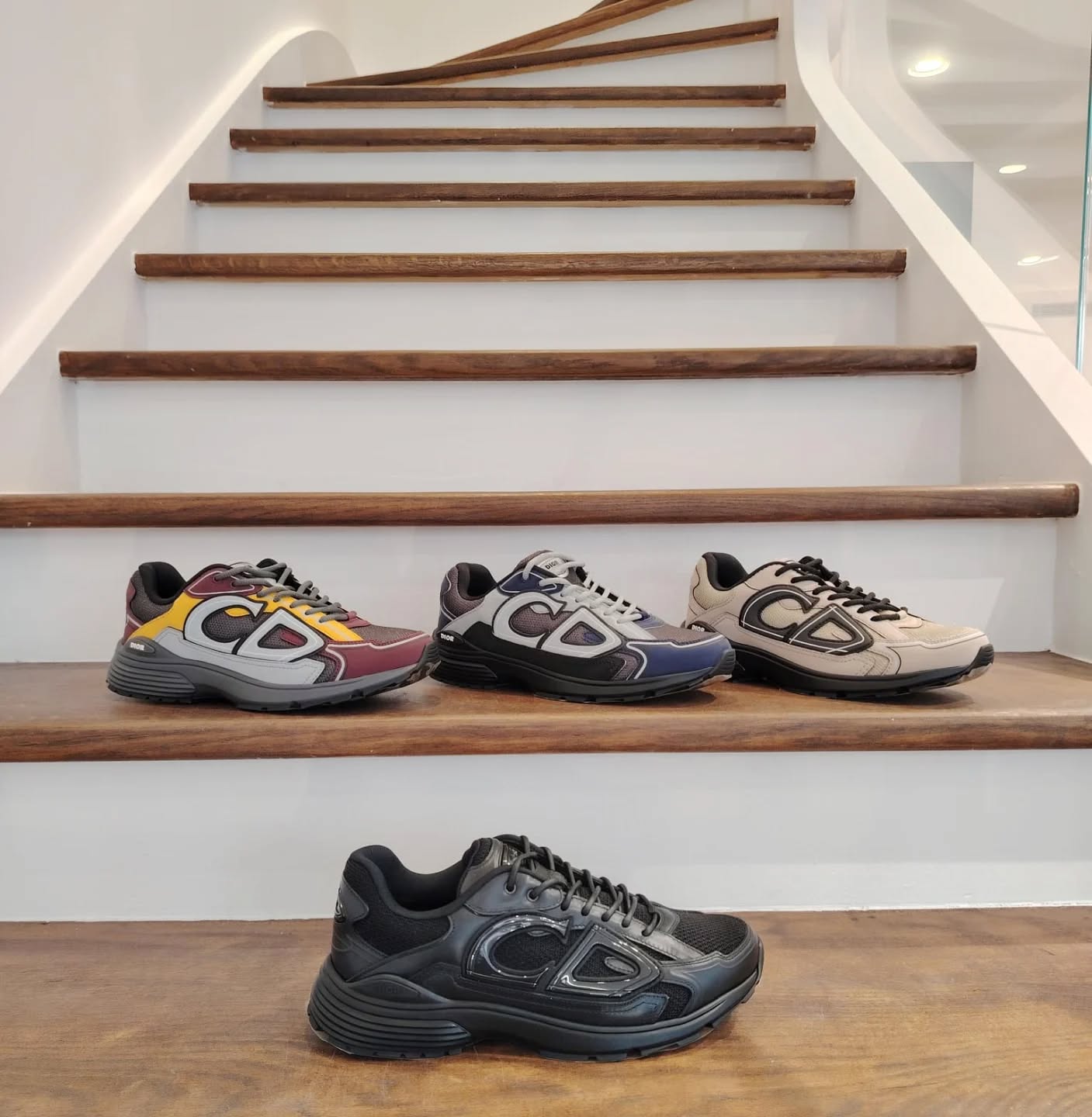 DIOR HOMME
.
Disponibles dans votre boutique Ultima Homme 13 rue de la Mésange Strasbourg
09 56 32 13 48 
.
.
#ultimastrasbourg #ultimahomme #ruedelamesange #diorhomme #b30 
#newinstore #sneakers #sneakersaddict